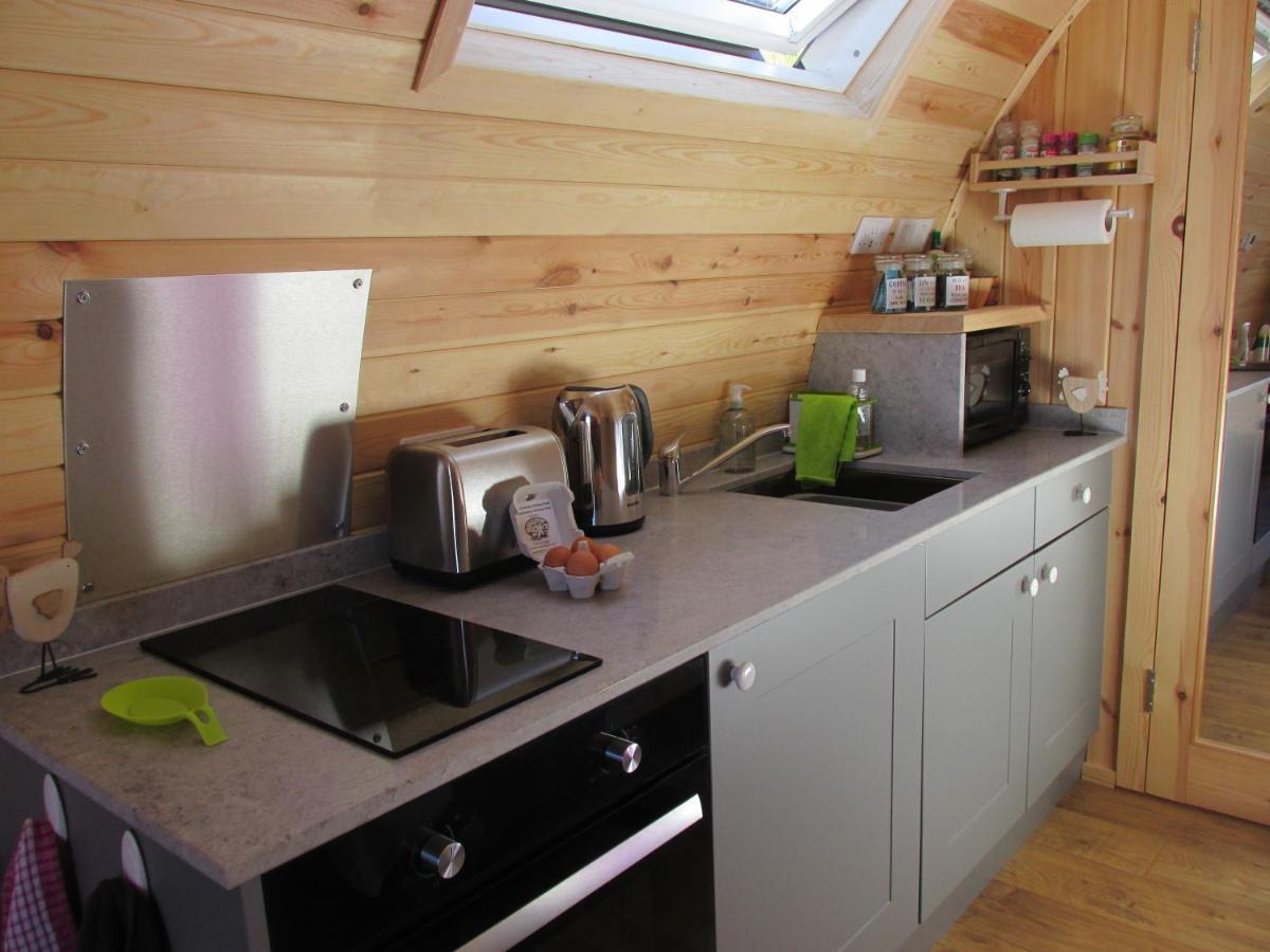 Loch Cromore Holiday Pods Bagian luar foto